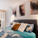 Liz Apartman